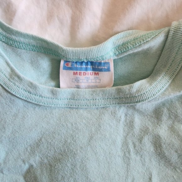 Champion embroidered patch shirt medium - Picture 2 of 2